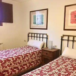 https://llanars-vall-de-camprodon.catalonia-hotels.com