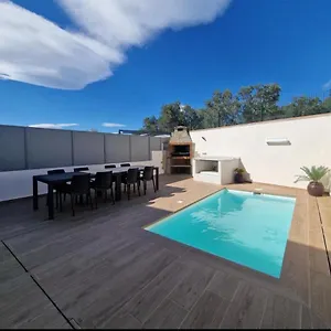 https://casa-praga.topcostabravahotels.com