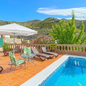 https://villa-alvarez-malaga.1costadelsol.com